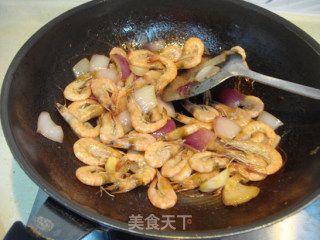 洋葱炒虾的做法步骤：6