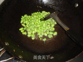 茭白丝炒毛豆的做法步骤：3