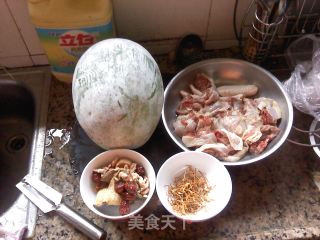 鲜香冬瓜盅的做法步骤：1