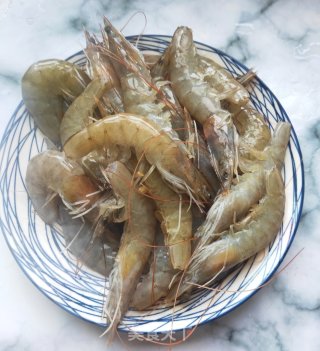 清蒸大虾的做法步骤：2