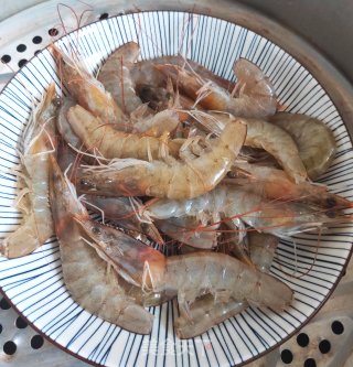 清蒸大虾的做法步骤：3