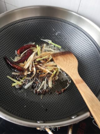 “快手餐”麻辣椒炒虾的做法步骤：11