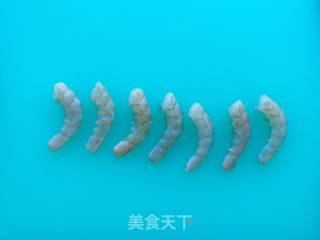 【宝宝辅食】10M+ 自制鲜虾松的做法步骤：2