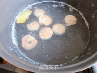 【宝宝辅食】10M+ 自制鲜虾松的做法步骤：6