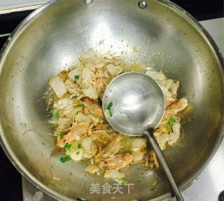 白菜鲜虾打卤面的做法步骤：9