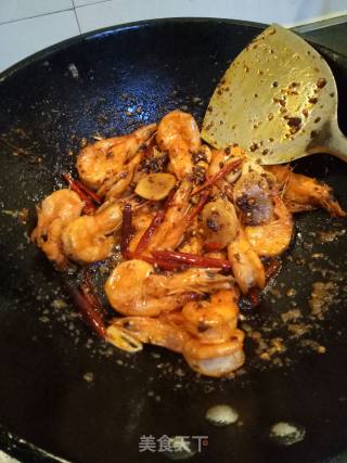 麻辣香酥虾的做法步骤：8