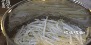 鲜虾剁椒凉面的做法步骤：4