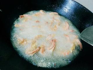 椒盐脆皮虾的做法步骤：5