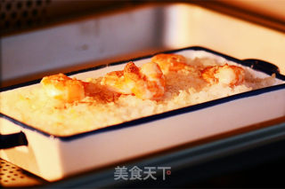凤梨和虾一起烤的饭的做法步骤：5