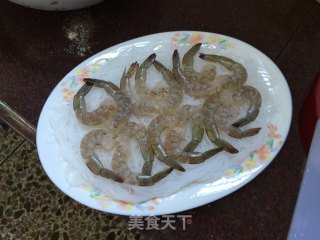蒜蓉粉丝蒸虾的做法步骤：4