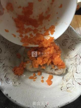 胡萝卜虾丸汤面的做法步骤：3
