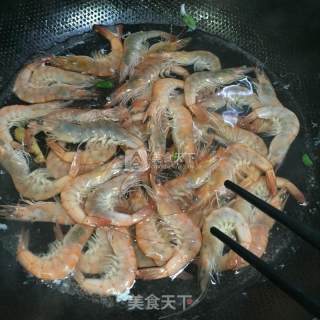 清煮虾的做法步骤：2