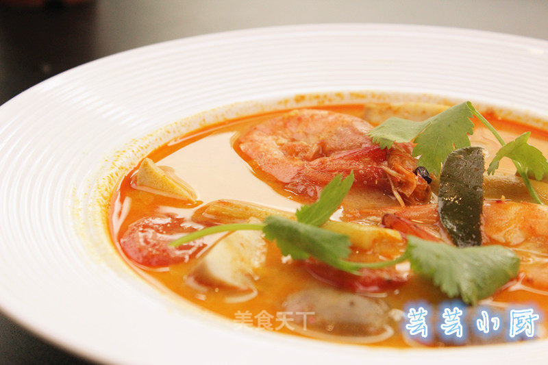 【芸芸小厨】泰国开胃汤——冬阴功海鲜汤的做法