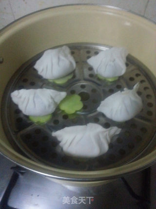 虾饺 自己在家做出广东地道美食的做法步骤：6