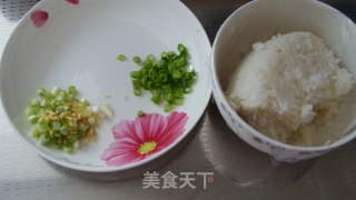 鲜虾火腿豌豆蛋炒饭的做法步骤：3