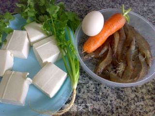虾仁豆腐汤的做法步骤：1