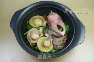 团团圆圆海鲜锅的做法步骤：4