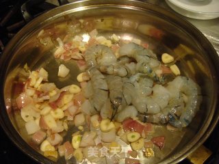 魚子奶油蝦意粉 Pasta in Fish Roe Cream Sauce .的做法步骤：20
