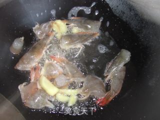 美味简单小菜---西葫芦虾的做法步骤：4