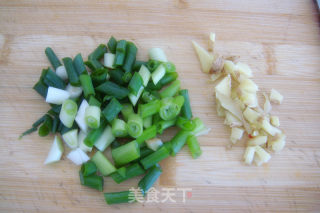 豌豆炒虾仁的做法步骤：5