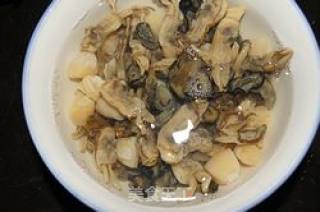 海鲜芋艿粥的做法步骤：2