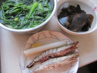 口味清淡的油菜虾仁水饺的做法步骤：2
