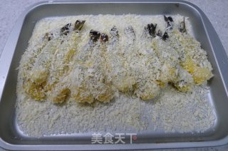 日式炸大虾的做法步骤：3