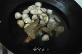 百叶包海鲜汤的做法步骤：5