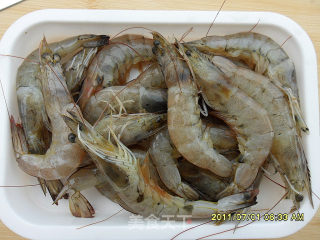 【闽菜】翡翠凤尾虾 （简易版）的做法步骤：1