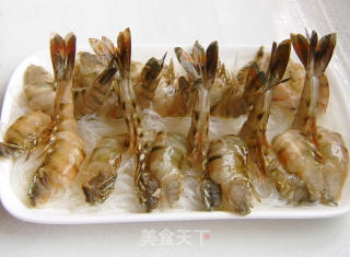 剁椒粉丝蒸虾的做法步骤：3