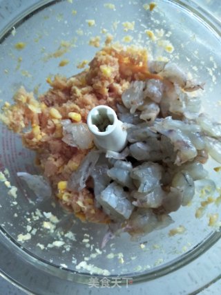虾仁玉米粒水饺的做法步骤：6