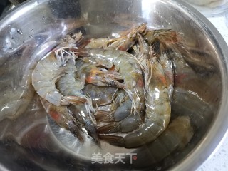 改良版泰式咖喱虾的做法步骤：1