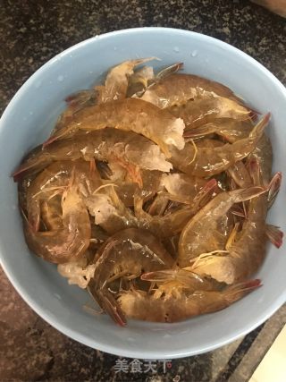 鲜虾五花肉芥蓝炒饭的做法步骤：4