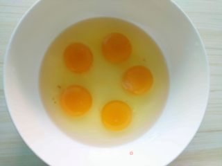 鸡蛋做出的福包袋的做法步骤：4