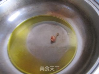 小白菜炖粉条虾的做法步骤：1