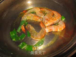 小白菜炖粉条虾的做法步骤：4