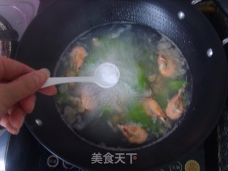 莴笋海鲜汤的做法步骤：9