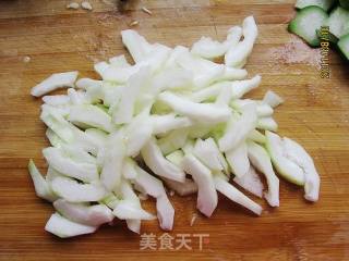 冬瓜玉米鲜虾汤的做法步骤：1