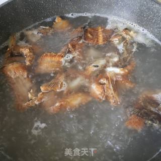 酸菜小龙虾的做法步骤：5