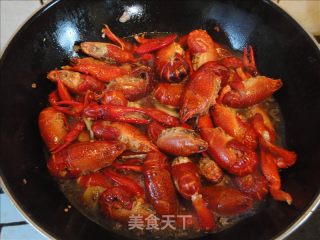 【川菜】麻辣龙虾的做法步骤：9
