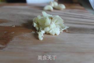 津津有味——蒜蓉虾的做法步骤：2
