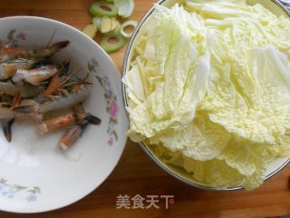 虾炒白菜的做法步骤：1