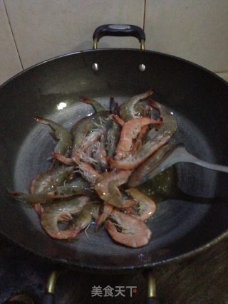 椒盐虾的做法步骤：3