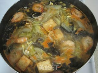 黄豆芽鲜虾汤的做法步骤：7