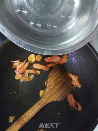 鲜虾海带汤的做法步骤：4