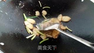 姜葱炒龙虾的做法步骤：4