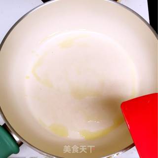 麻酱炒年糕（任何食材）的做法步骤：2