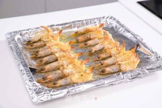 香蒜黄油黄金虾的做法步骤：3