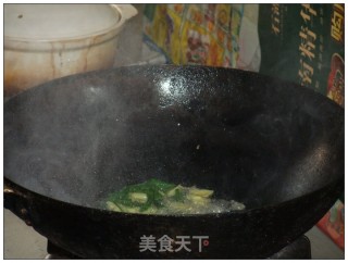 香辣小龙虾(正宗十三香龙虾制作方法)的做法步骤：3