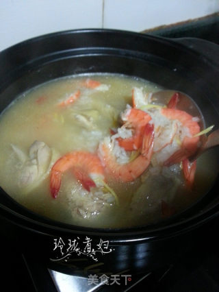 鲜虾土鸡砂锅粥的做法步骤：6